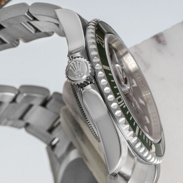 Rolex Submariner Kermit Image 2